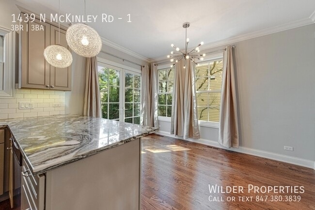 Building Photo - 1439 N McKinley Rd