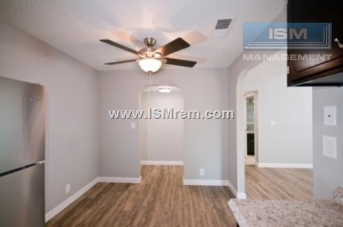 Building Photo - Riverview Condominiums