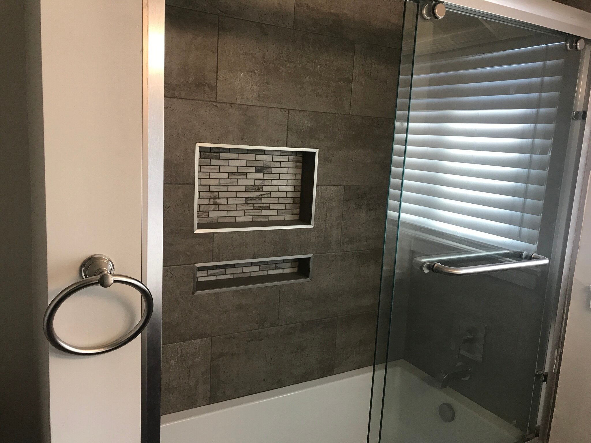 Building Photo - 1742 W 83rd St