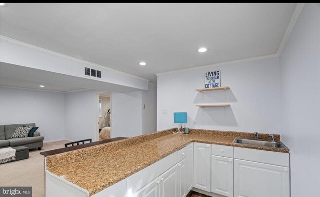 Building Photo - 11611 Vale Rd