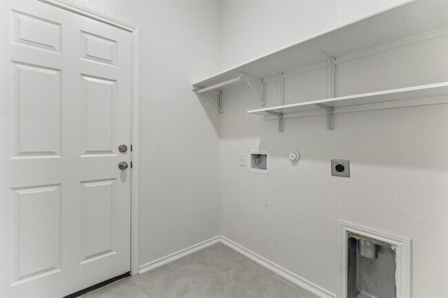 Building Photo - 4481 Acerno St