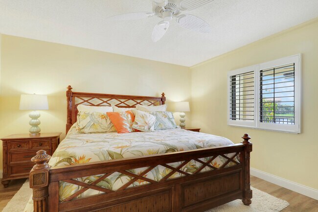 Building Photo - 1301 Seafarer Cir