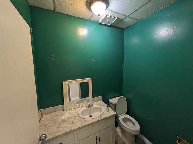 Building Photo - 8315 1st Ave N