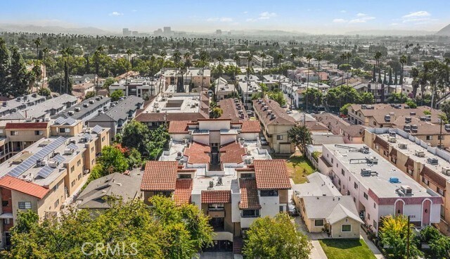 Building Photo - 1132 Elm Ave