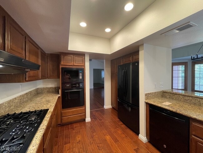 Building Photo - 579 Cervantes Dr