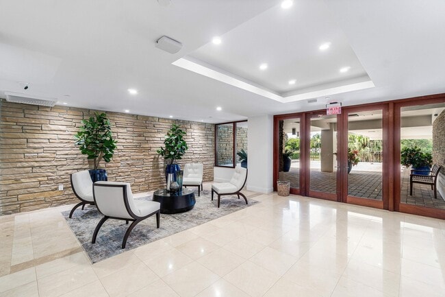 Building Photo - 3009 S Ocean Blvd