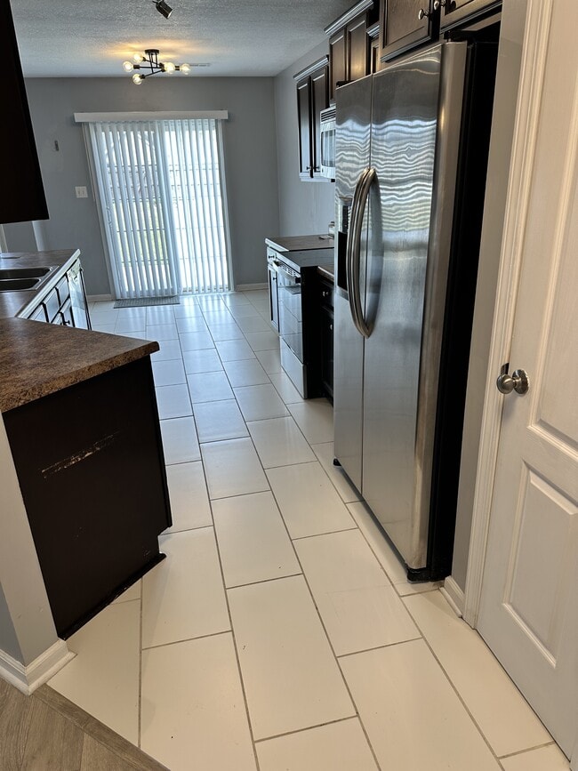 Building Photo - 144 Prelude Dr