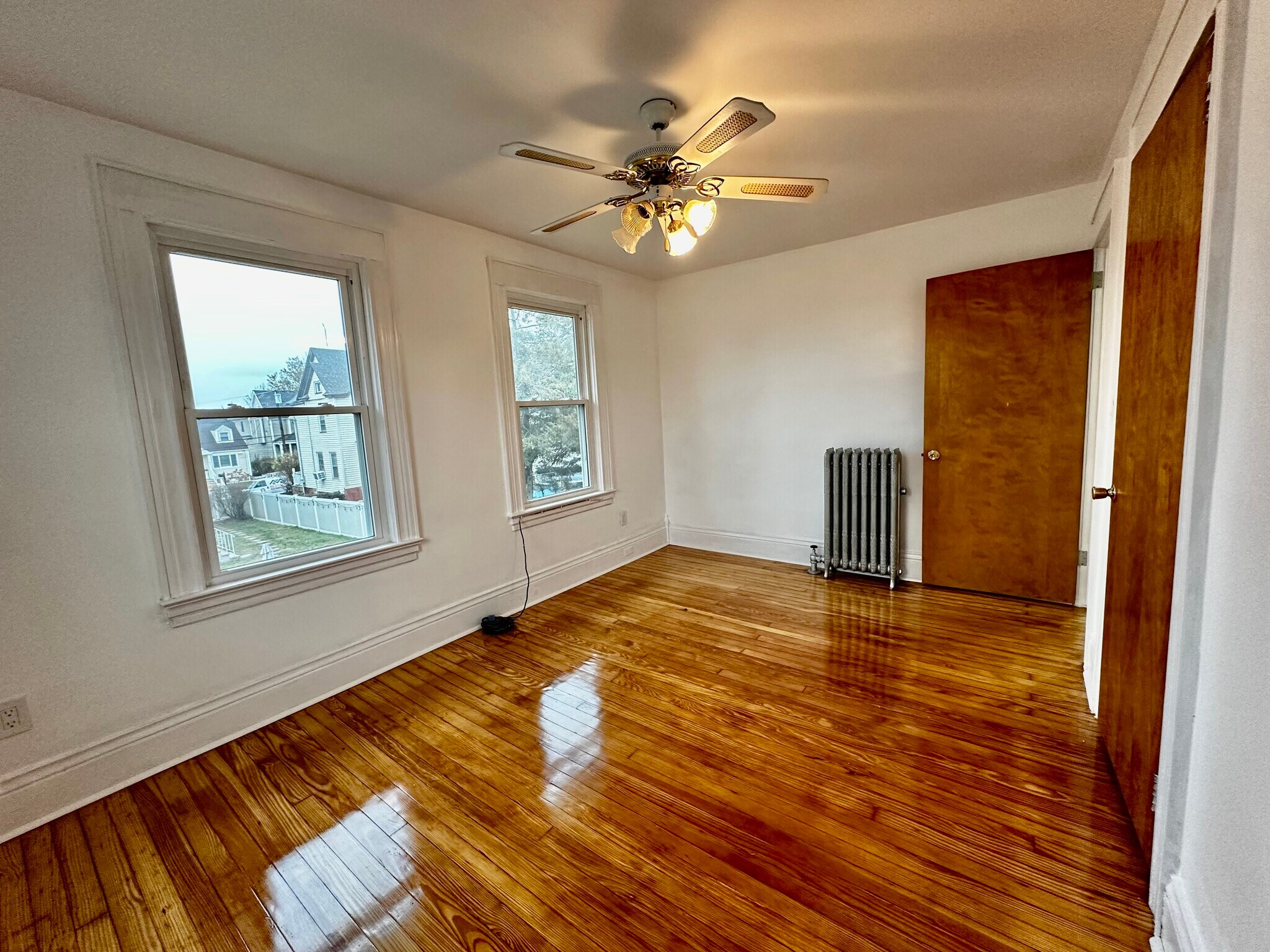 Building Photo - 227 Hamilton Ave