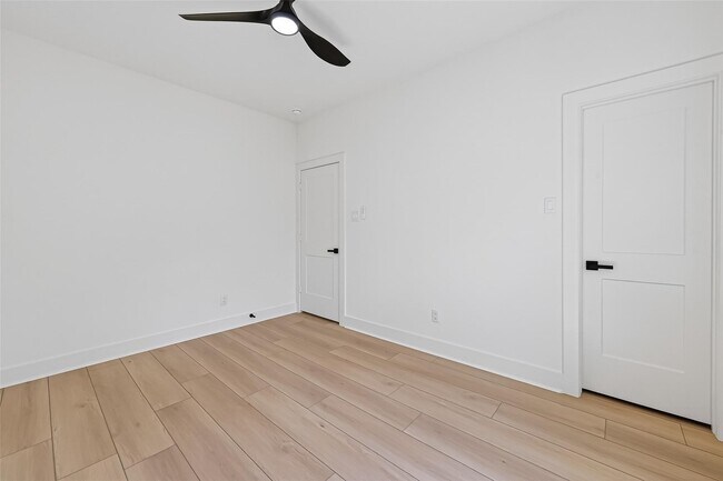 Building Photo - 973 Highland Lgt Ln