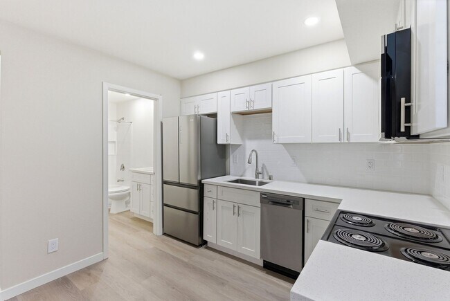 Interior Photo - MAGNOLIA WEST APARTMENTS- RIVERSIDE, CA