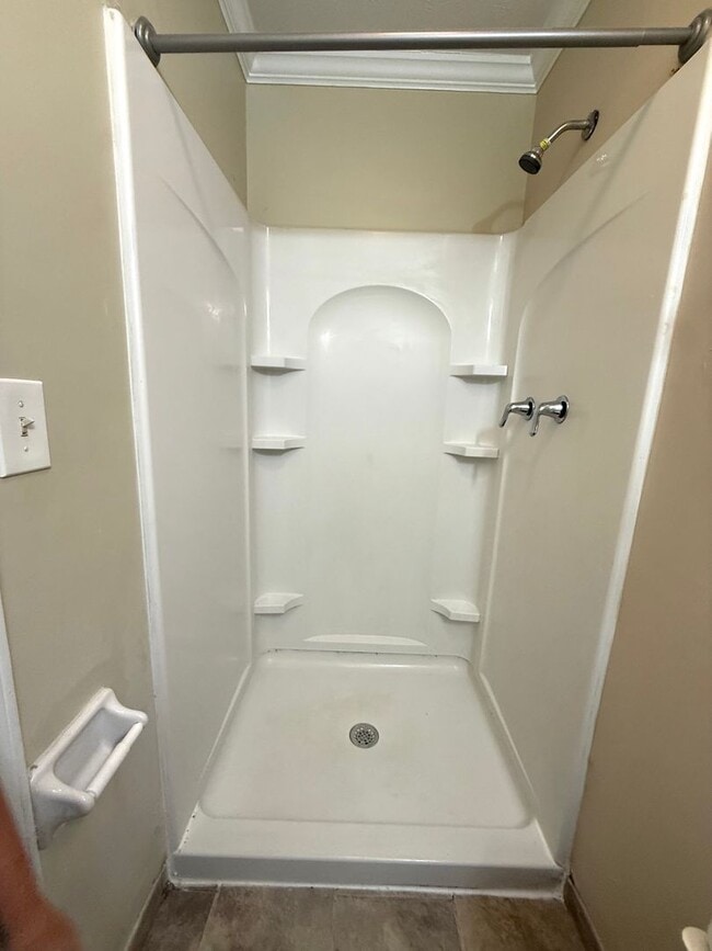 Building Photo - Ranch Home on large lot