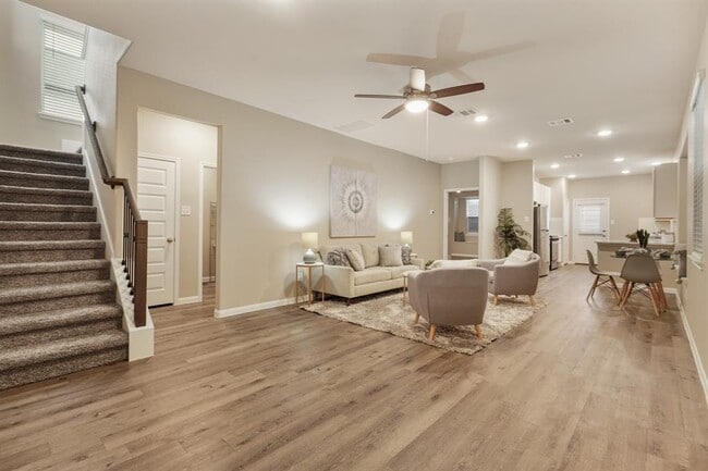 Building Photo - 24603 Porta Borsari Dr