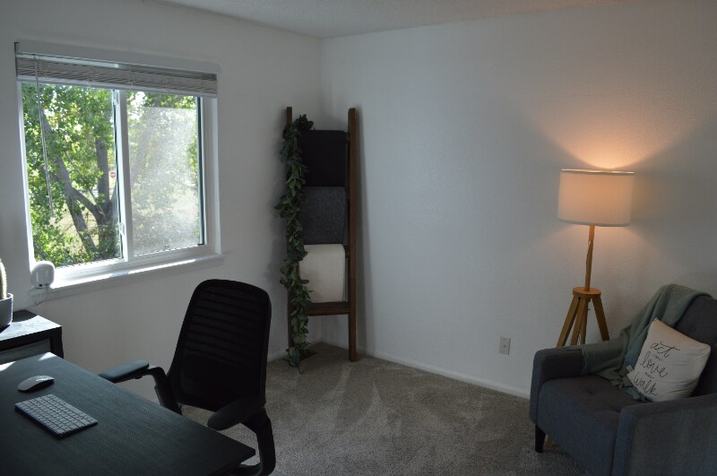 Building Photo - 11332 Benton Ct