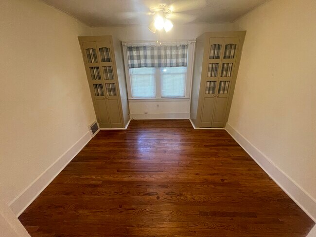 Bedroom 2 - 1801 S Olive St