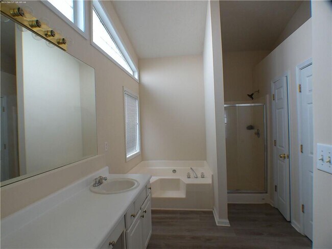 Building Photo - 3277 Crossfield Ln