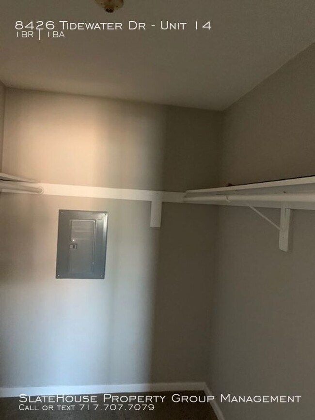 Building Photo - 8426 Tidewater Dr