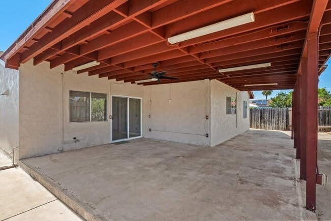 Building Photo - 10359 Londonderry Ave