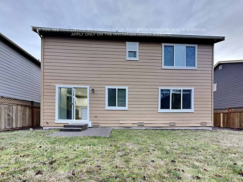 Building Photo - 7085 Flute St SE