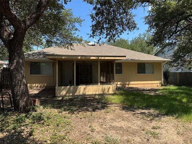 Building Photo - 2207 N Cannes Dr