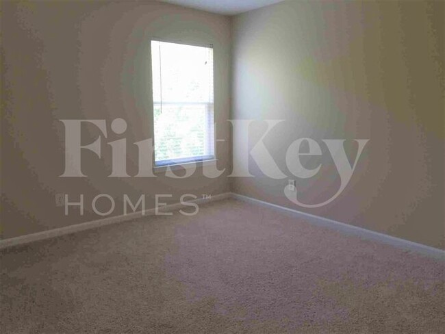 Building Photo - 8019 Bushy Creek Dr