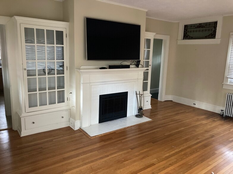 Building Photo - 1512 Delaware St