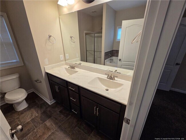 Building Photo - 2044 Stonewash Dr