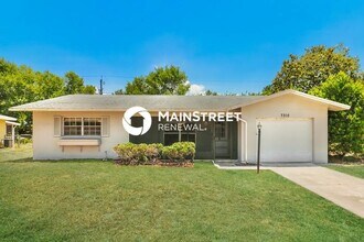 Building Photo - 3 Bedroom Pet-Friendly Home in Port Richey, FL with Main Street Renewal