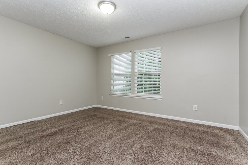 Building Photo - 10555 Wintergreen Way