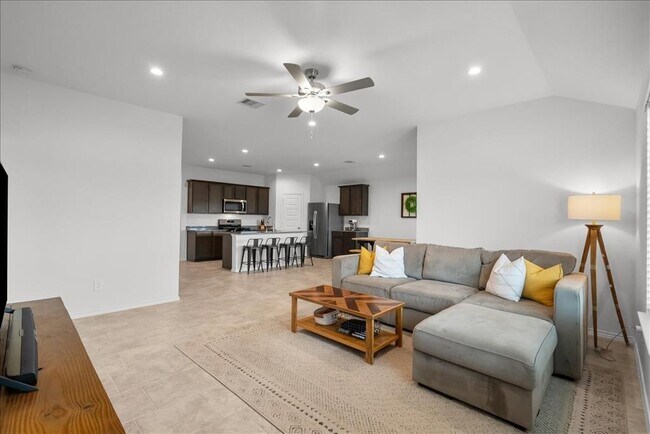 Building Photo - 7503 Cynomys Ct