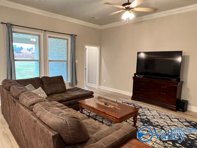 Building Photo - 136 Gardencove Cir