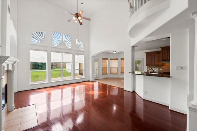 Building Photo - 13202 Brushy Knoll Ln