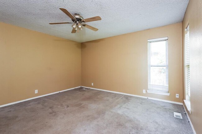 Building Photo - 2705 Pinto Trail