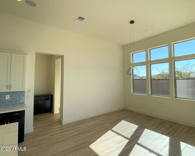 Building Photo - 9273 W Country Club Trail