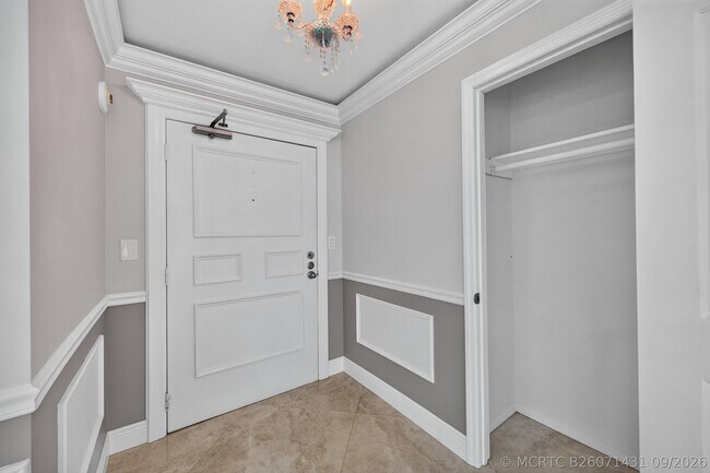 Building Photo - 4020 Galt Ocean Dr