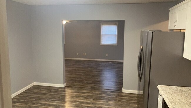 Building Photo - 325 Halifax Dr