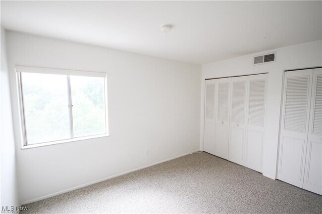 Building Photo - 20333 Detroit Rd