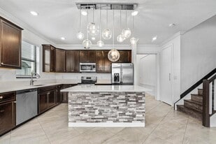 Building Photo - 3234 Klays Ct