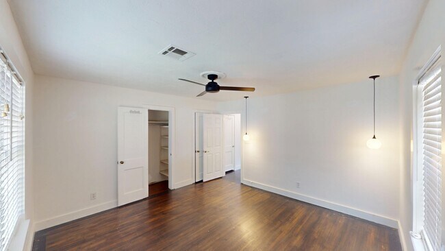 Building Photo - 4679 S Trenton Ave