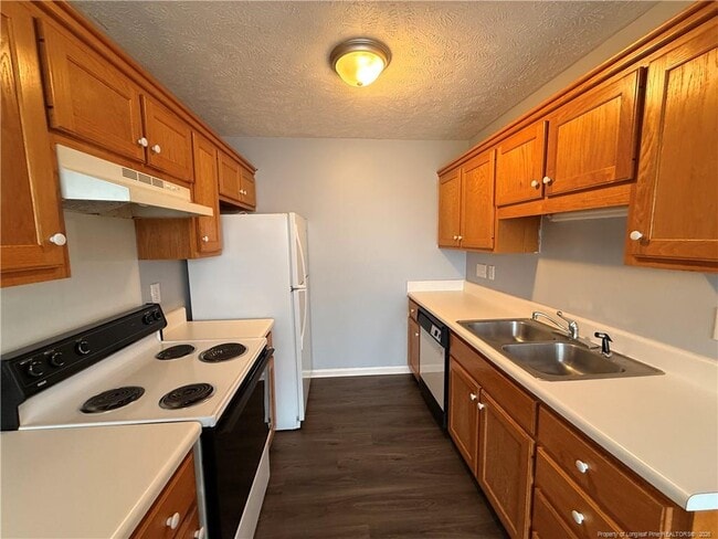 Building Photo - 231 Bahia Ln