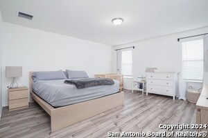 Building Photo - 2423 Bart Cv