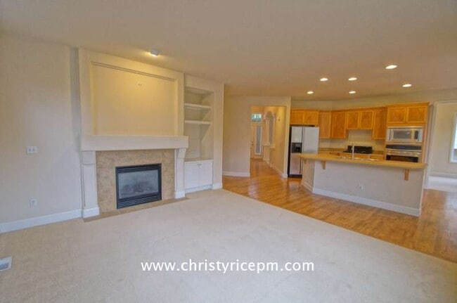 Building Photo - 308 239th Way SE