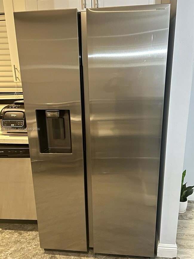 Building Photo - 2676 Carambola Cir N