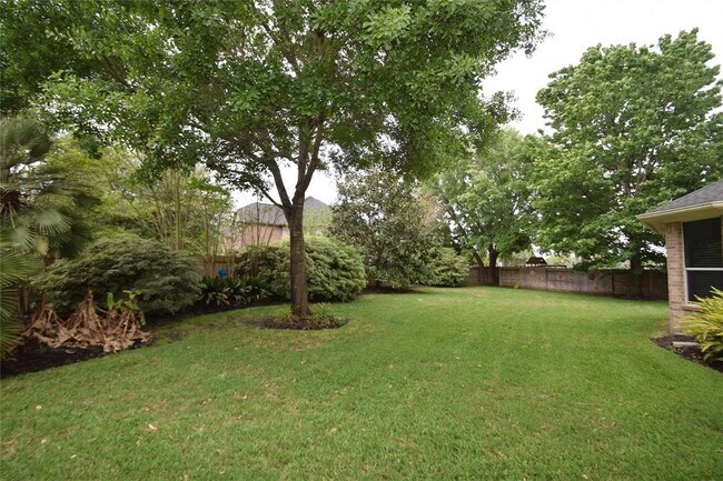 Building Photo - 5011 Quiet Falls Ct