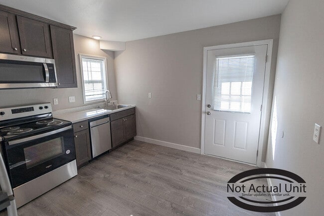 Building Photo - 3612 Greeley Dr