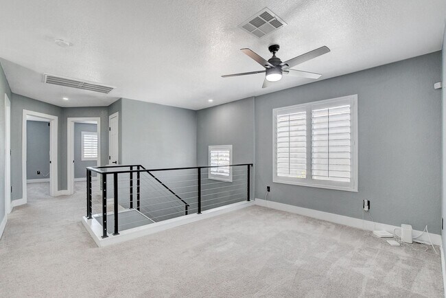 Building Photo - Stunning Silverado Ranch Home with RV parking