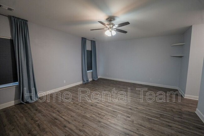 Building Photo - 425 Wicklow Dr