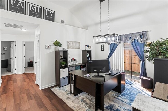 Building Photo - 4909 Truitt Ln