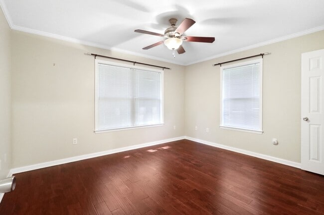 Building Photo - 3 Bed, 3 Bath Plus Office Home for Rent!!