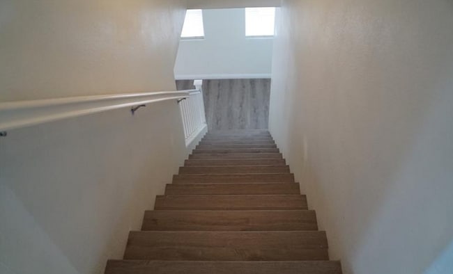 Building Photo - 494 Newberry Springs Dr