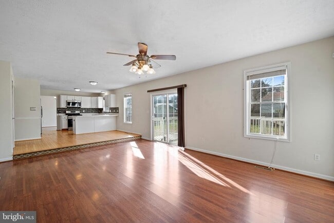 Building Photo - 21443 Hillary Ct